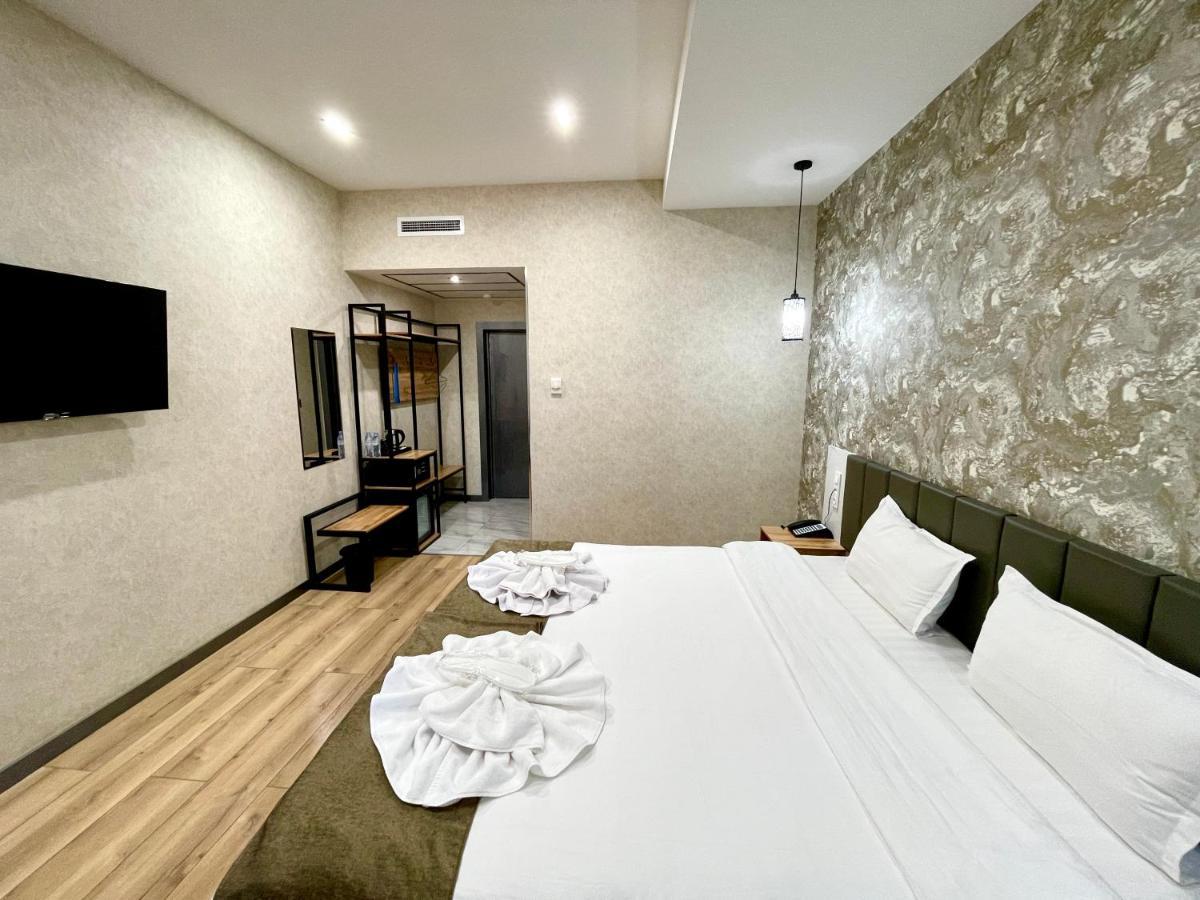 Alpha Plaza Hotel & Spa Taschkent Exterior foto